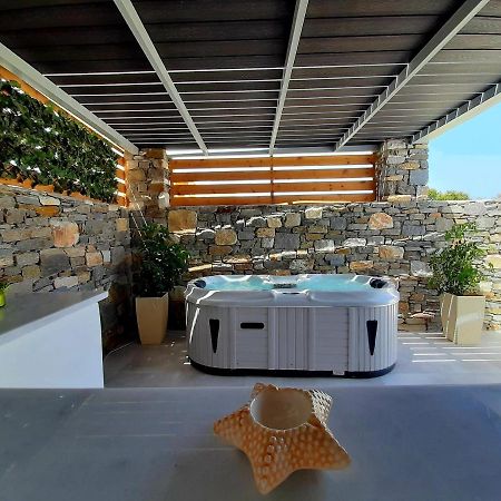 Blue View Villa Apartment #3 With Jacuzzi Parasporos Dış mekan fotoğraf