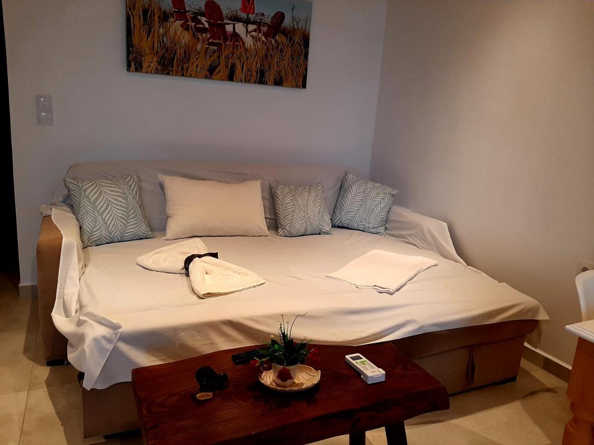 Blue View Villa Apartment #3 With Jacuzzi Parasporos Dış mekan fotoğraf
