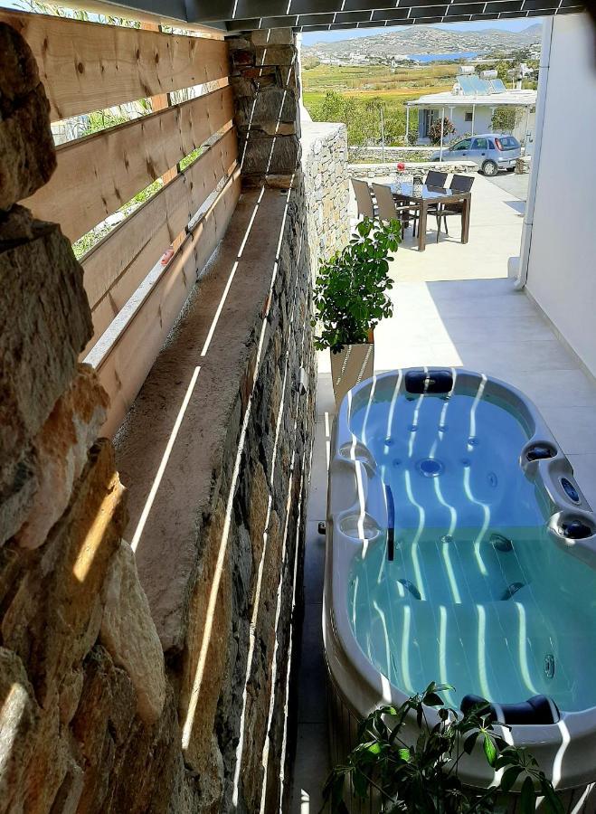 Blue View Villa Apartment #3 With Jacuzzi Parasporos Dış mekan fotoğraf